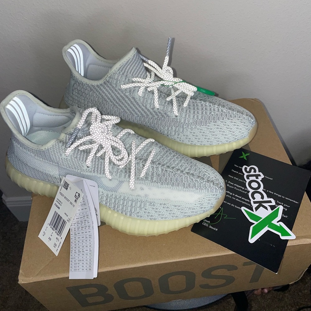 Yeezy 350 V2